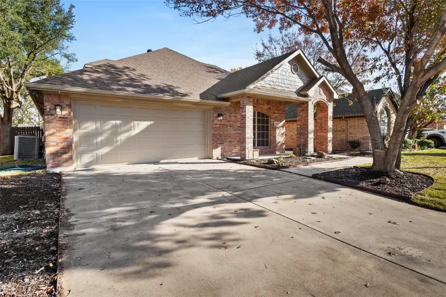 6136 Lochmoor Drive, Fort Worth, TX 76179 - #2