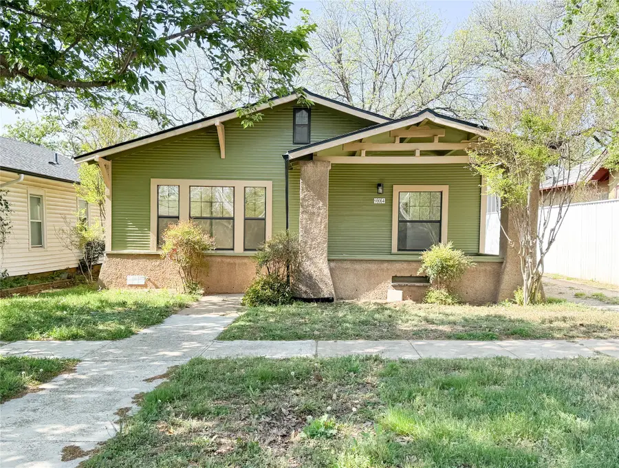 904 W 7th Street, Cisco, TX 76437 - #2