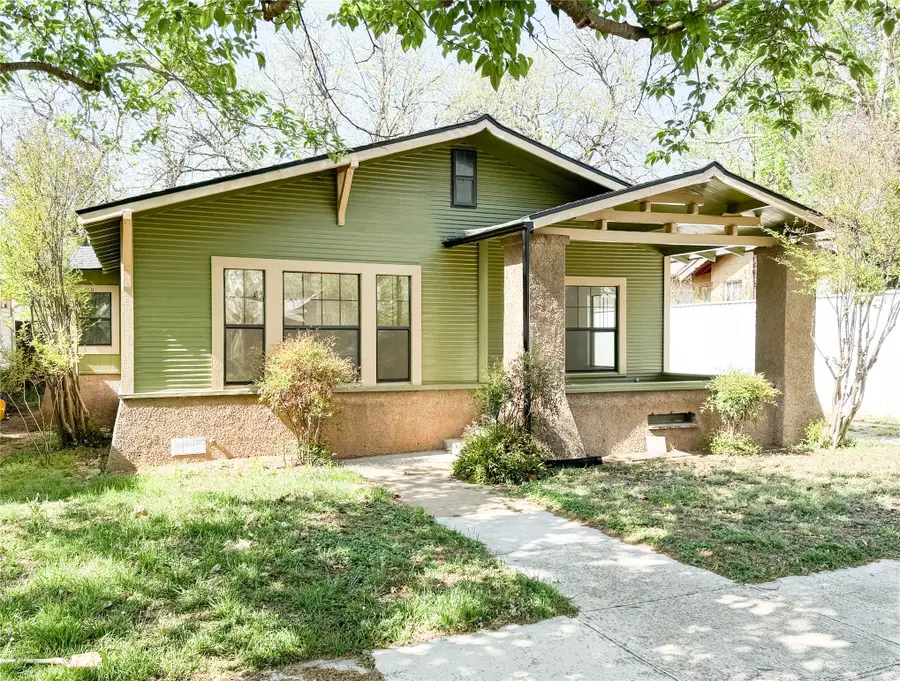 904 W 7th Street, Cisco, TX 76437 - #3