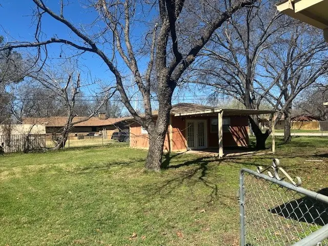 1200 Cliff Drive, Graham, TX 76450 - #2