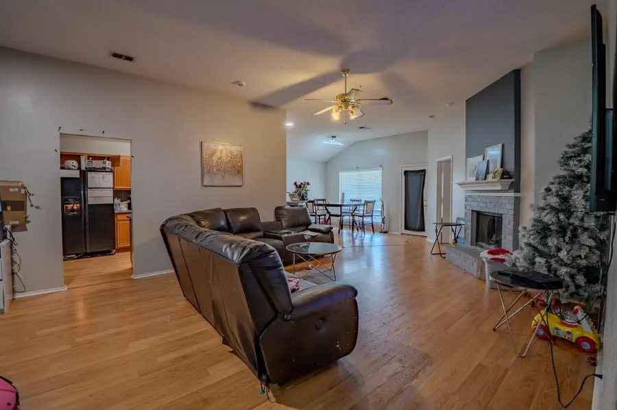 2401 Kelton Street, Fort Worth, TX 76133 - #3