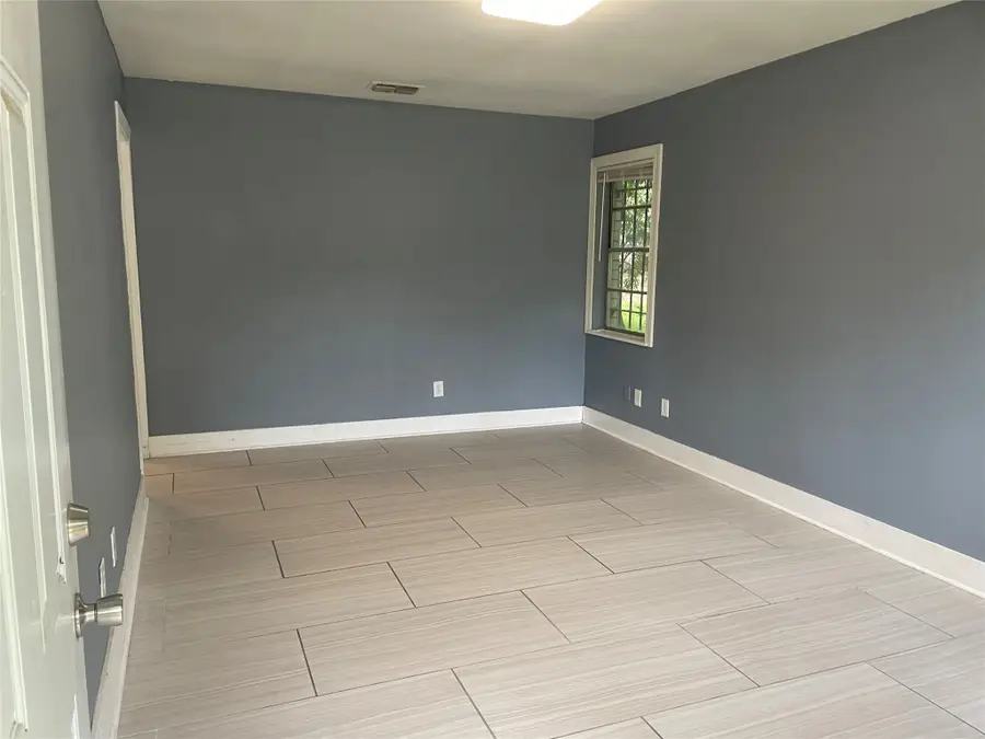 2423 Stonewall Street, Shreveport, LA 71103 - #2