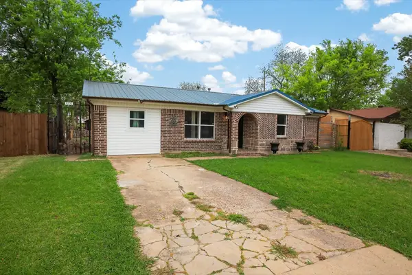 2231 Loyce Drive, Mesquite, TX 75149