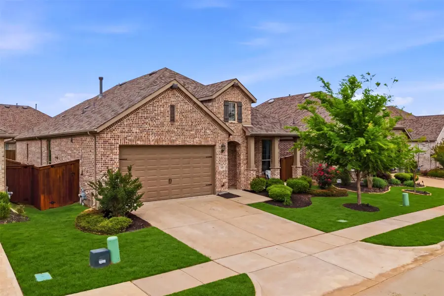 1429 Eclipse Road, Aubrey, TX 76227 - #2