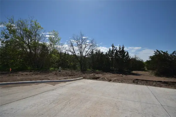 640 W Kilpatrick Street, Cleburne, TX 76033