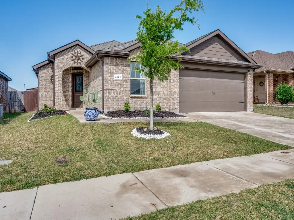 9321 Castorian Drive, Fort Worth, TX 76131 - #1