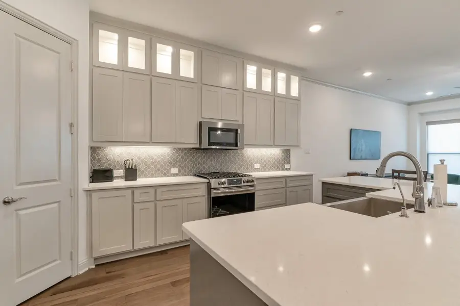 1900 Melinda Lane, Farmers Branch, TX 75234 - #2