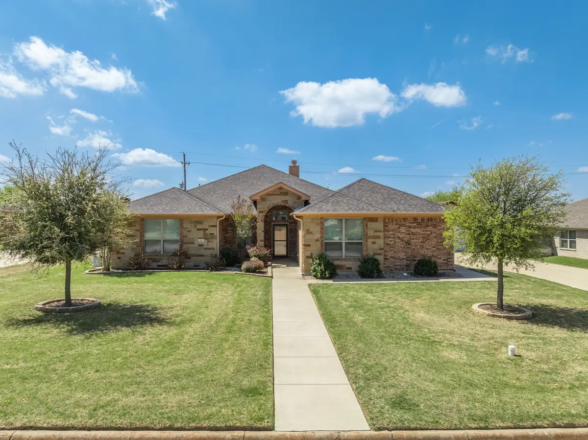 109 Northern Avenue, Gatesville, TX 76528 - #1