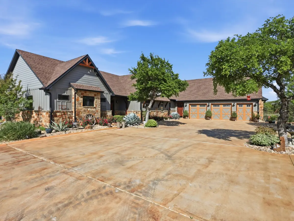 560 Mastadon Way, Weatherford, TX 76085 - #1