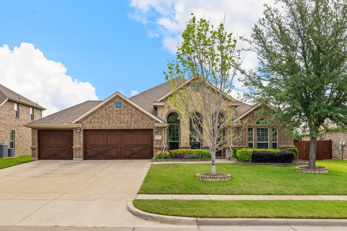 2234 Fallbrooke Drive, Grand Prairie, TX 75050 - #1