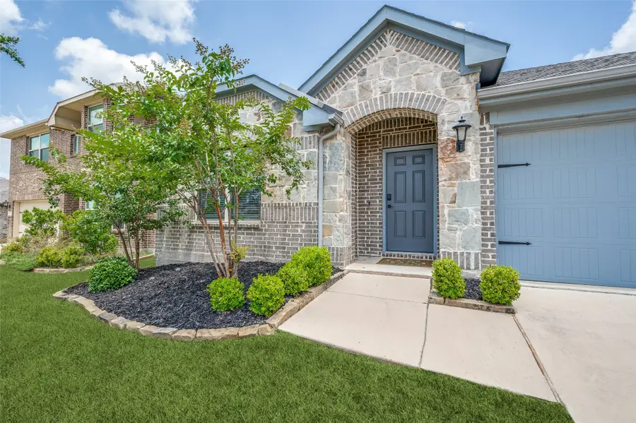 1305 Coyote Ridge, Aubrey, TX 76227 - #2