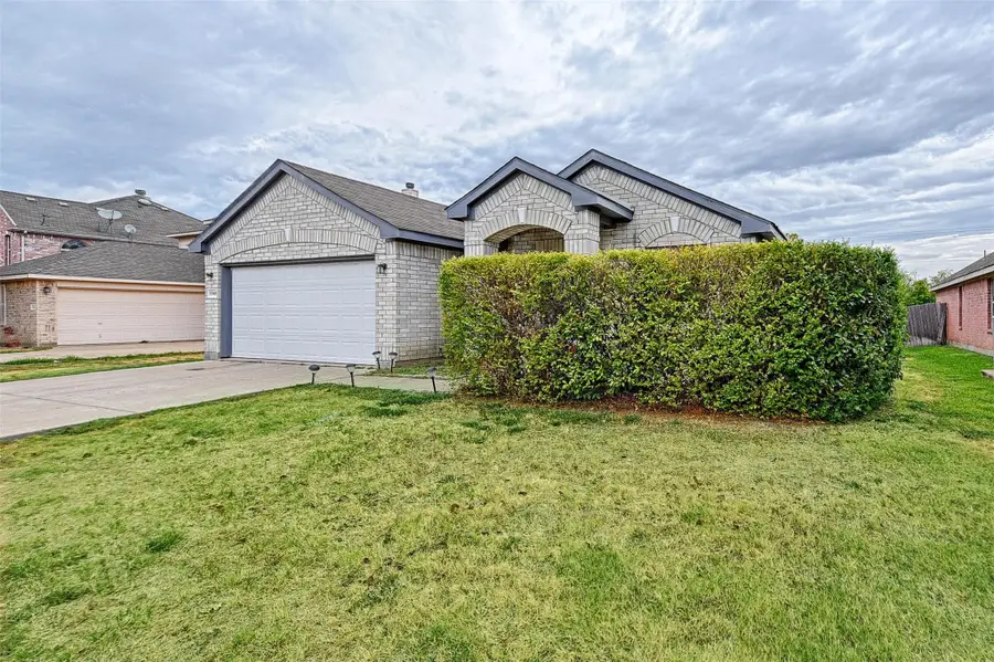 5348 Cameron Drive, Grand Prairie, TX 75052 - #2