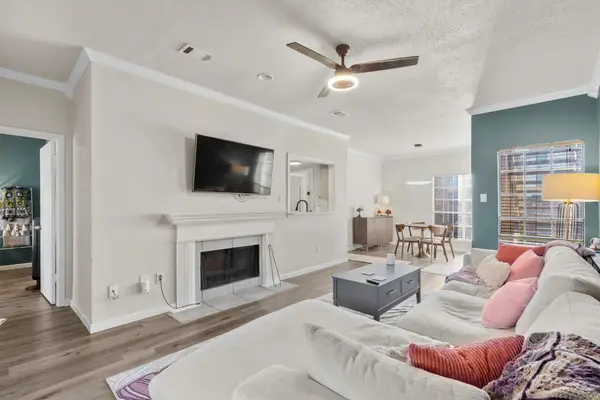 3550 Country Square Drive #111, Carrollton, TX 75006