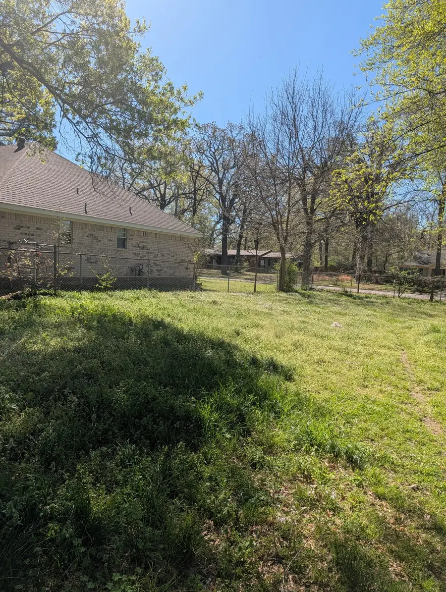 3395 Bonham Street, Paris, TX 75460 - #3