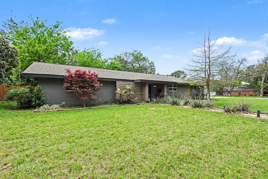 4241 Whitfield Avenue, Fort Worth, TX 76109 - #2