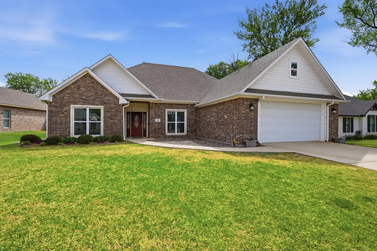 230 Bent Oak Drive, Pottsboro, TX 75076 - #1