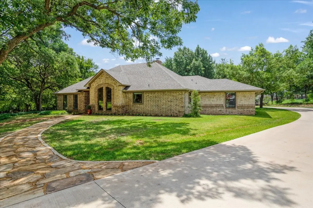 162 Shady Oaks Circle, Sherman, TX 75092 - #1