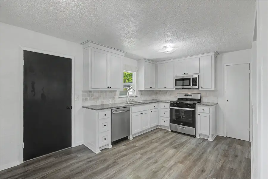 316 W 4th Terrace, Springtown, TX 76082 - #3