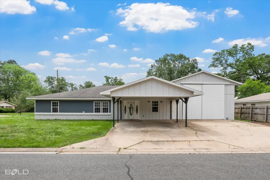1001 Dale Drive, Benton, LA 71006 - #3