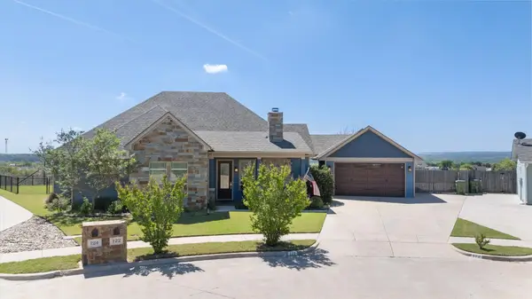 122 King Arthur Court, Glen Rose, TX 76043