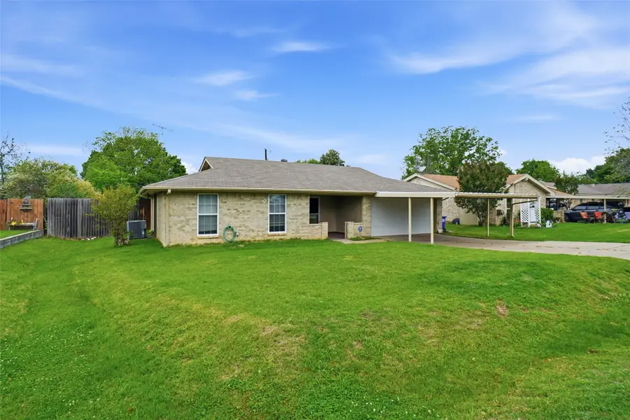 148 Lilac Lane, Azle, TX 76020 - #2