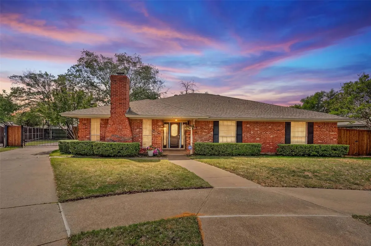 2804 Whispering Trail Circle, Pantego, TX 76013 - #1