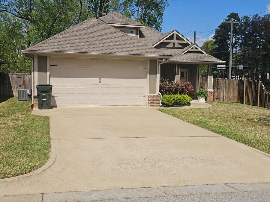 2946 Meadow Brook Trail, Tyler, TX 75701 - #2