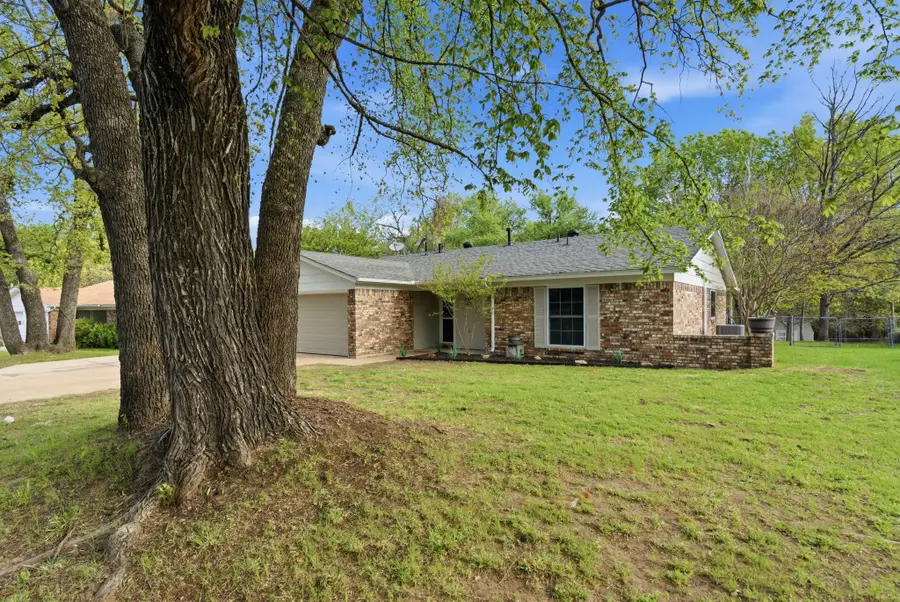 317 Glenhaven Drive, Azle, TX 76020 - #3