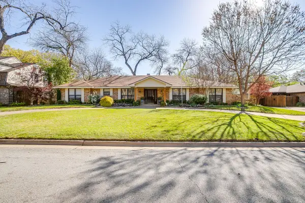 1205 Shady Creek Drive, Euless, TX 76040