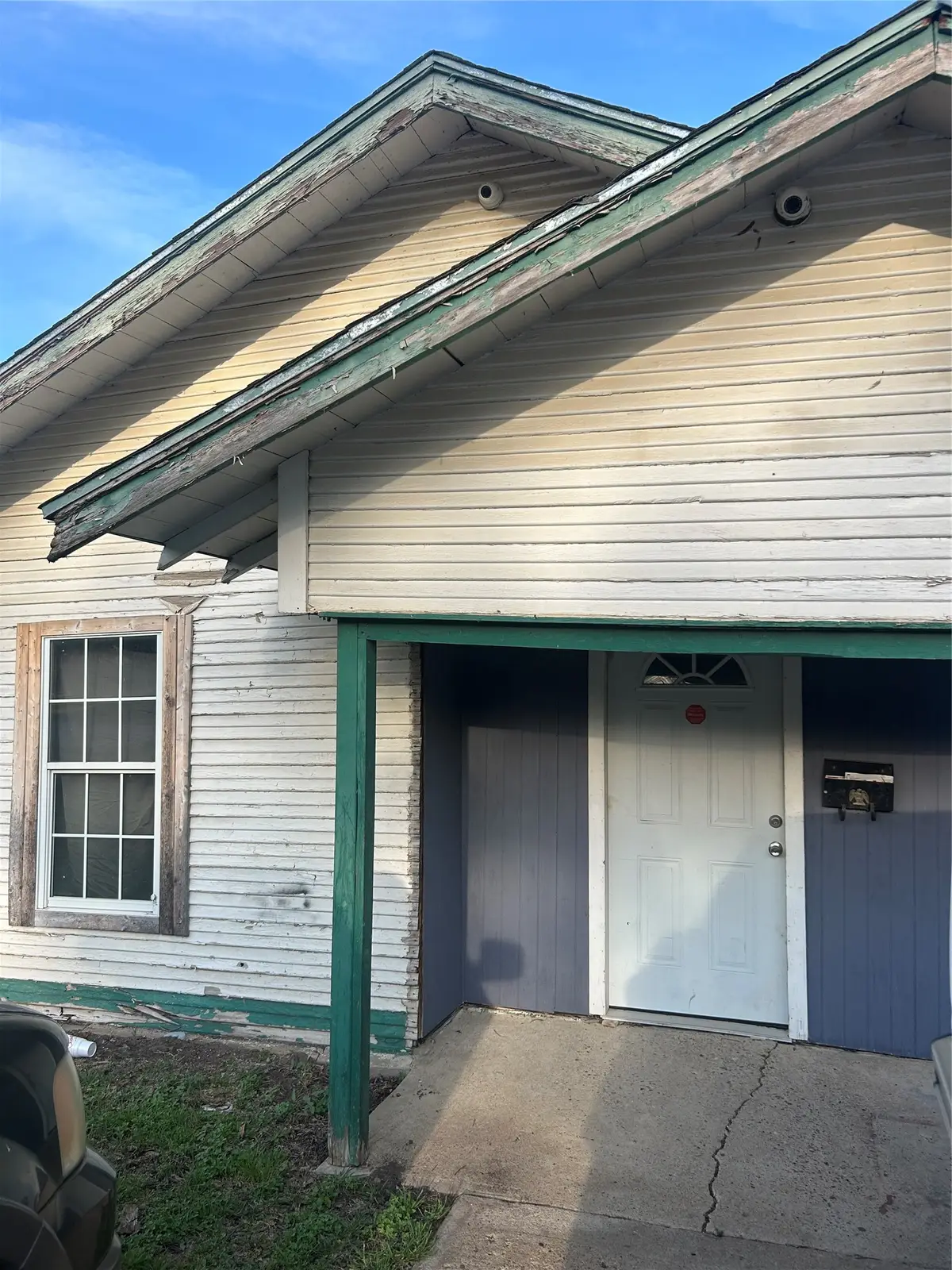 2560 Peak Street, Fort Worth, TX 76106 - #1