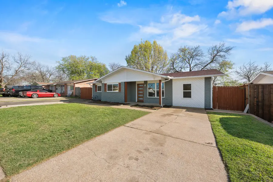 1710 E Tucker Boulevard, Arlington, TX 76010 - #3