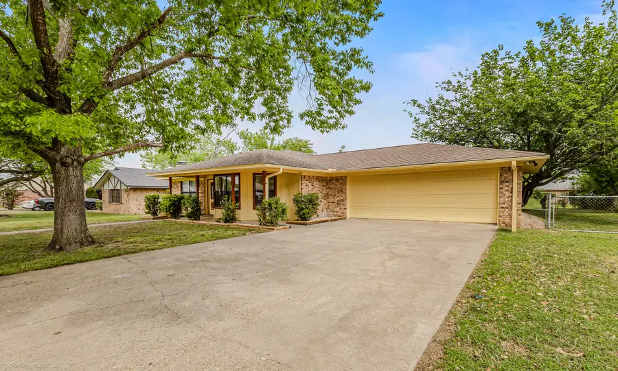 212 W Mcafee Street, Mabank, TX 75147 - #3