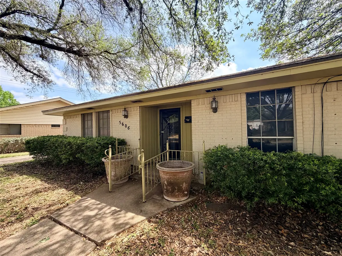 5606 Hawthorne Drive, Waco, TX 76710 - #1