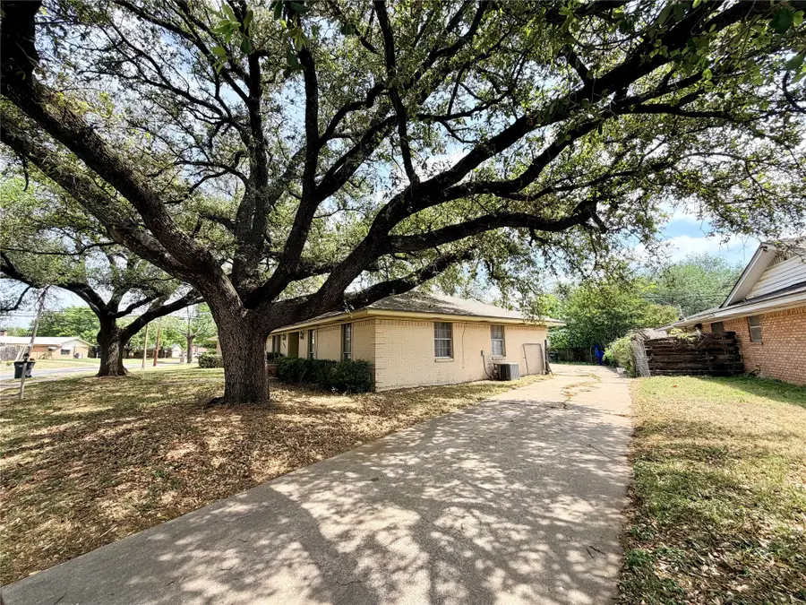 5606 Hawthorne Drive, Waco, TX 76710 - #3