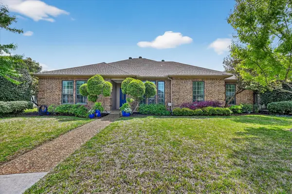 1321 Watersedge Drive, Plano, TX 75093