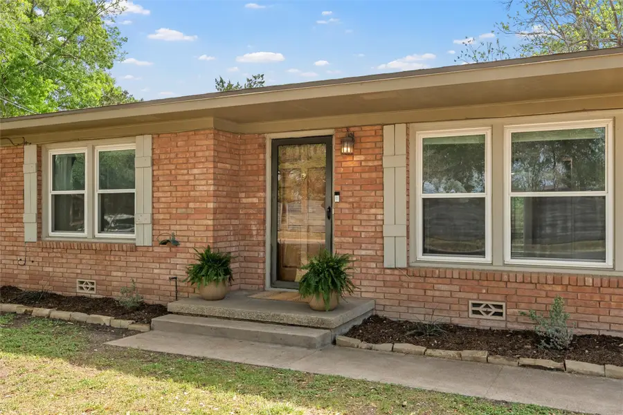 2306 Oak Cliff Drive, Waco, TX 76710 - #2