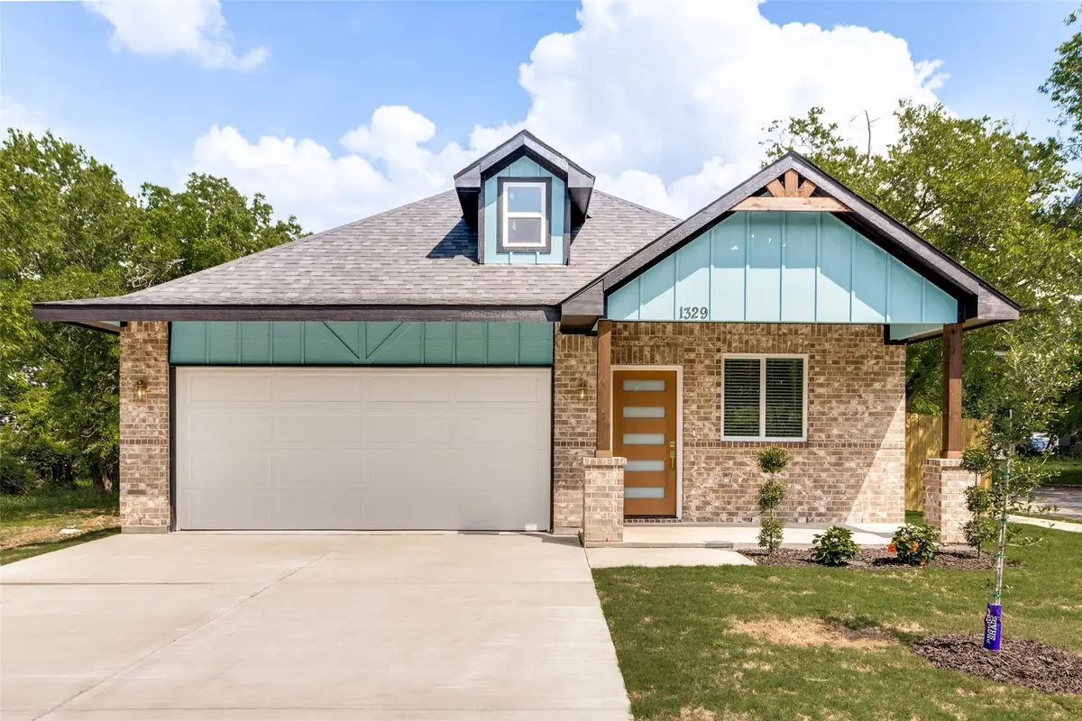 1329 Arizona Avenue, Fort Worth, TX 76104 - #1