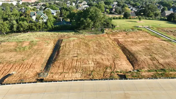 1516 Four Seasons Drive, Colleyville, TX 76034