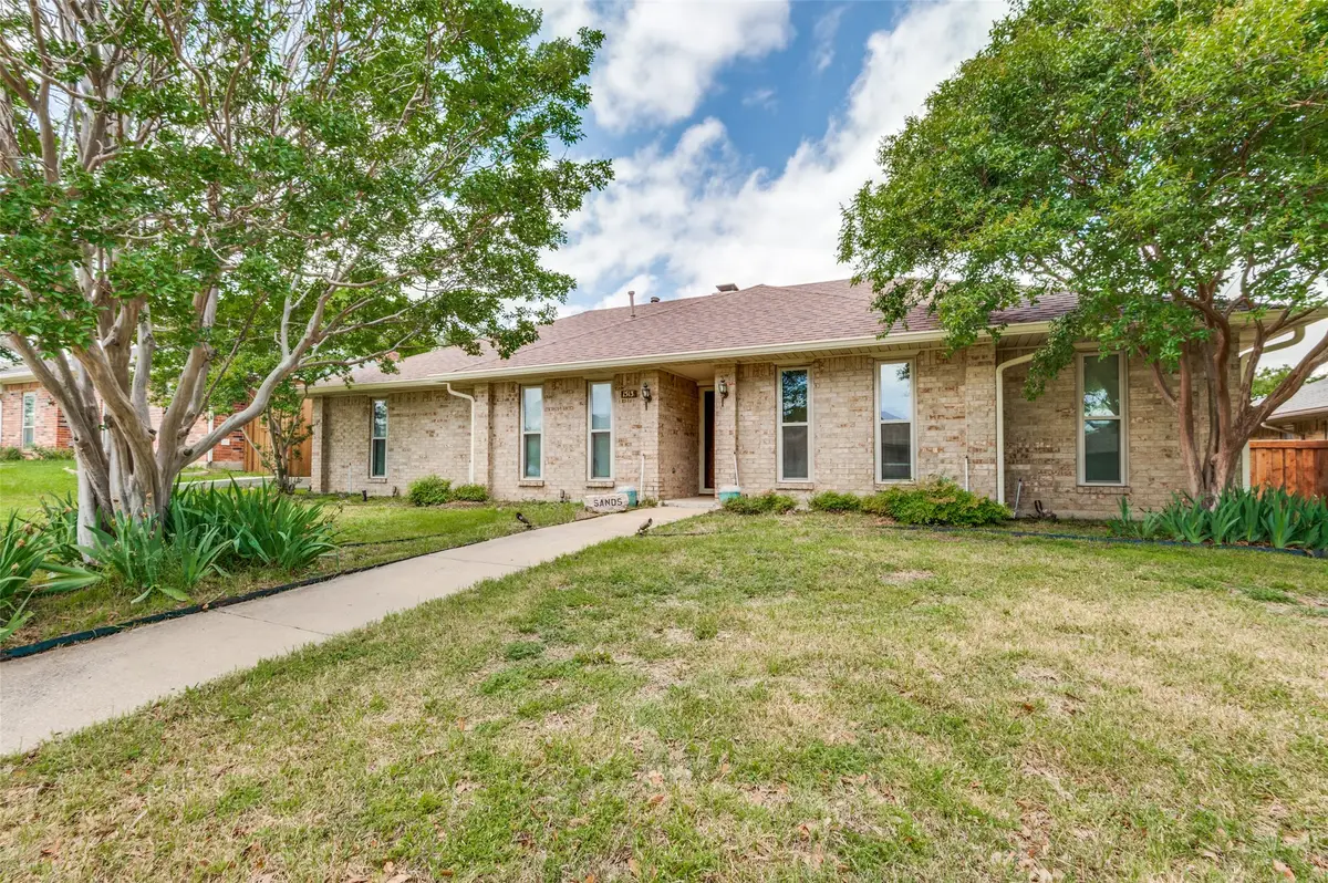 1513 Silverleaf Drive, Carrollton, TX 75007 - #1
