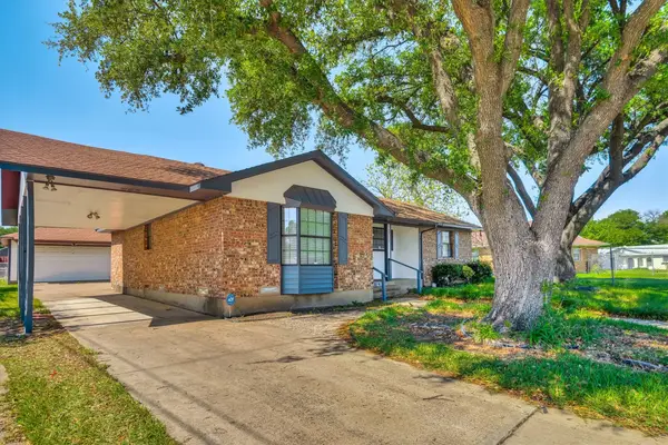 2715 Whitson Way, Mesquite, TX 75150