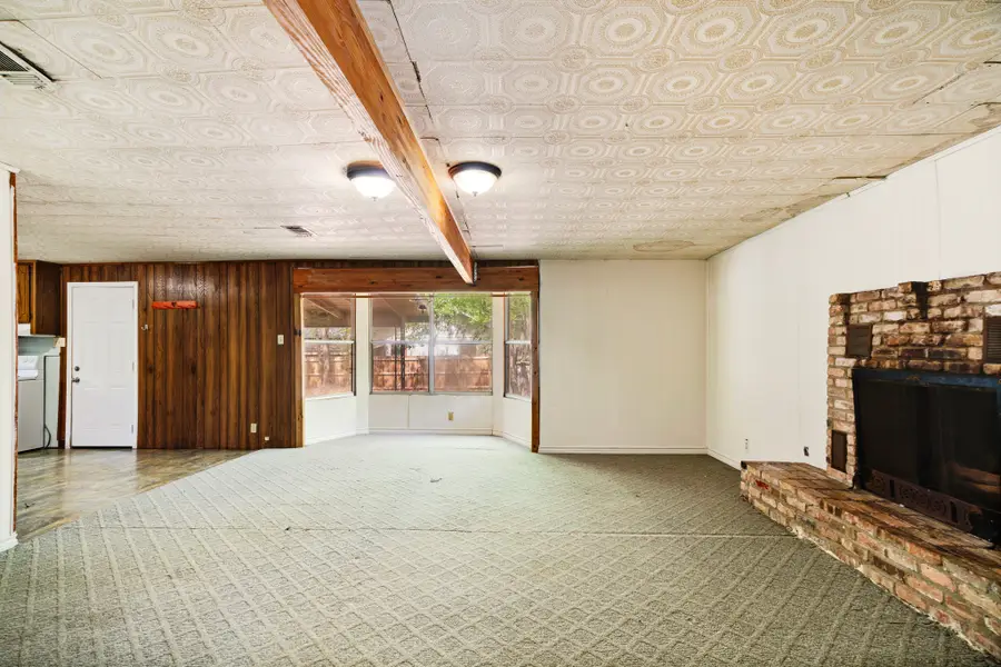 1363 Pine Bluff Street, Paris, TX 75460 - #2