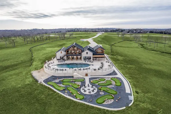 365 Woodland Trail, Windom, TX 75492