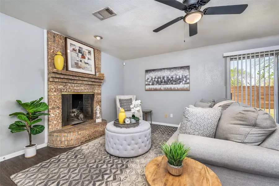 629 Park Lane, Denton, TX 76205 - #2