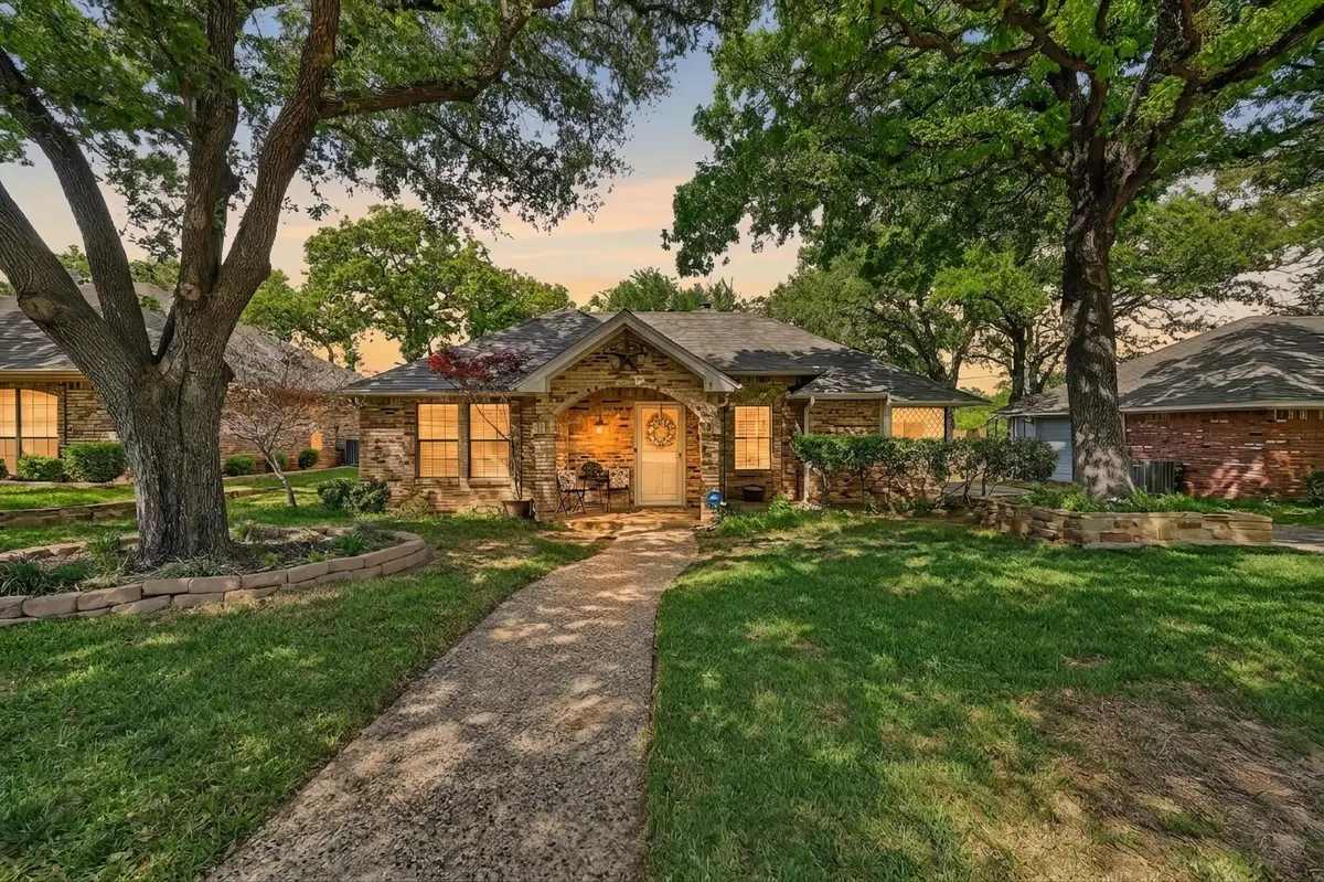 3909 Sunday Hill Drive, Arlington, TX 76016 - #1