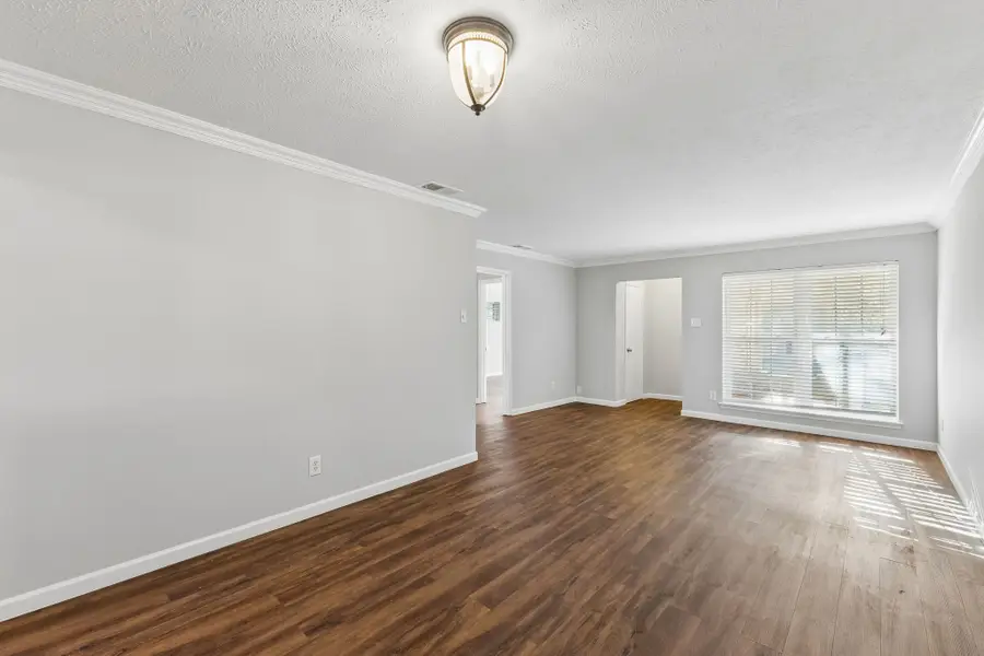 7021 Kingsbury Drive, Dallas, TX 75231 - #3