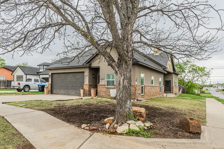 5900 Houghton Avenue, Fort Worth, TX 76107 - #3