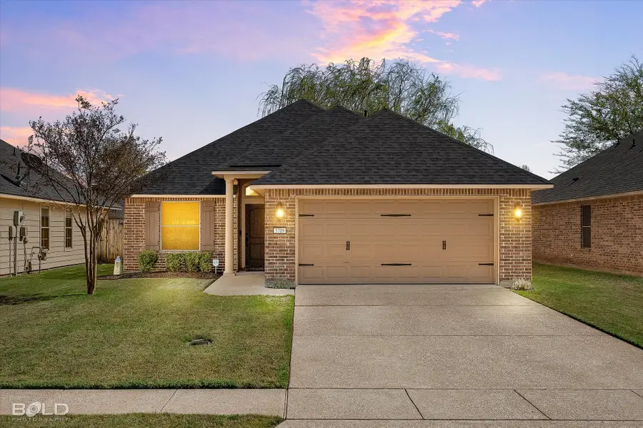 3709 Sabine Pass Drive, Bossier City, LA 71111 - #3