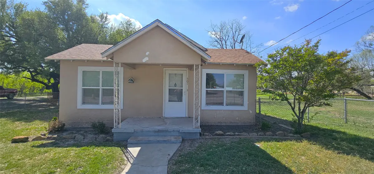 501 S Main Street, Eden, TX 76837 - #1