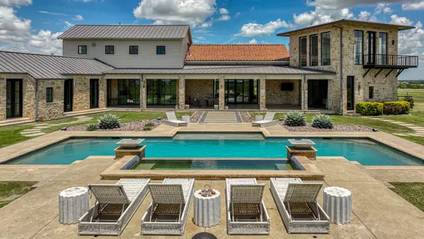 11802 E Rocky Creek Road, Crowley, TX 76036