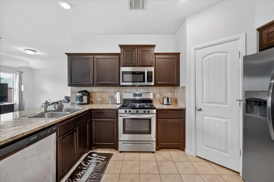 824 Rutherford Drive, Crowley, TX 76036 - #3